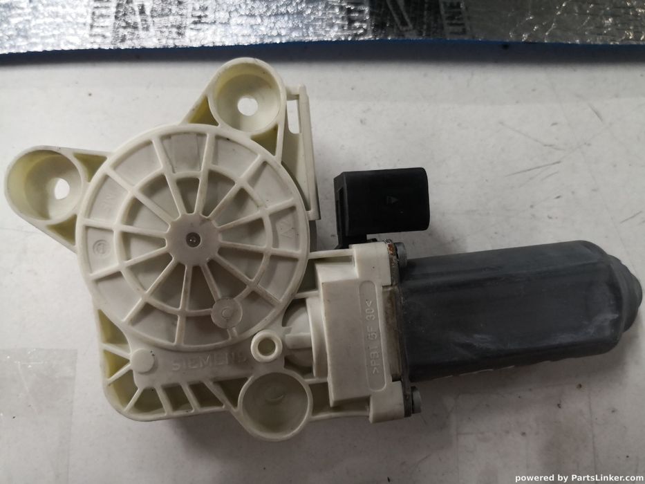 Motoras Macara Geam Stanga Spate Mercedes-Benz E-Class (W211) [ 2002 -