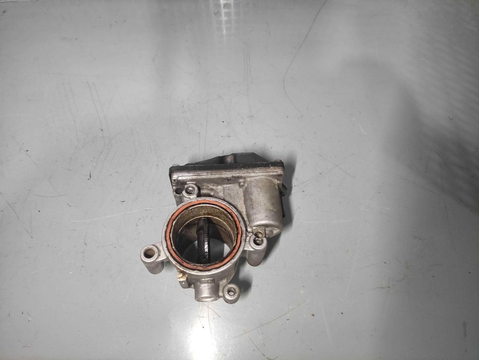 Clapeta acceleratie volkswagen vw passat b6 cbab cod 03l128063e