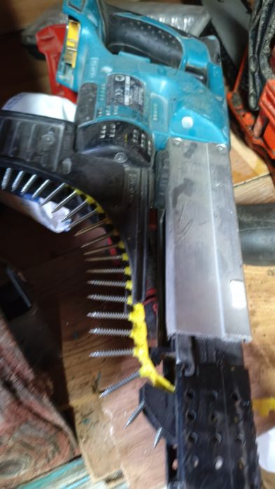 circular oscilobatant  metabo305