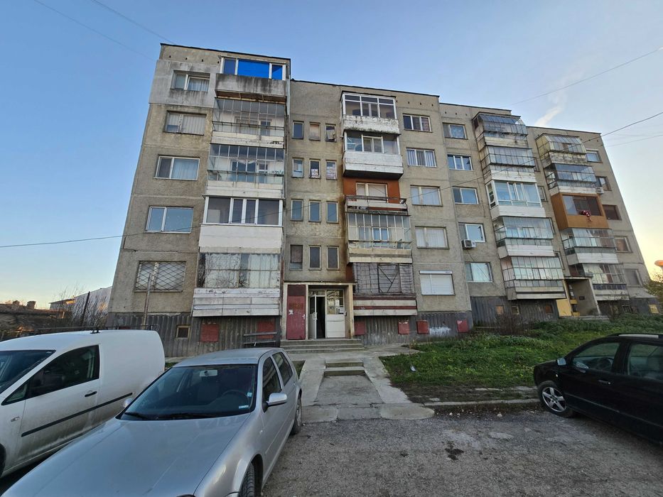 Продава се Тристаен апартамент в Смядово - 77 кв.м за 659 €/кв.м - Снимка #15