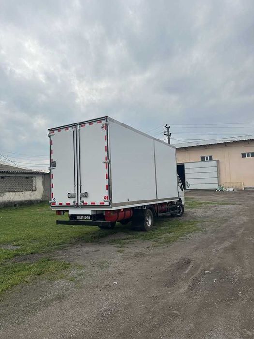 .
Izatermik/butka/referegator

1 2