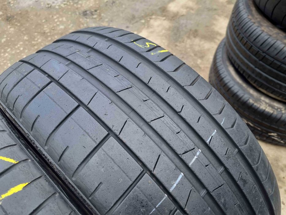 SET 2 Anvelope Vara 235/35 R20 PIRELLI P Zero PZ4 88Y