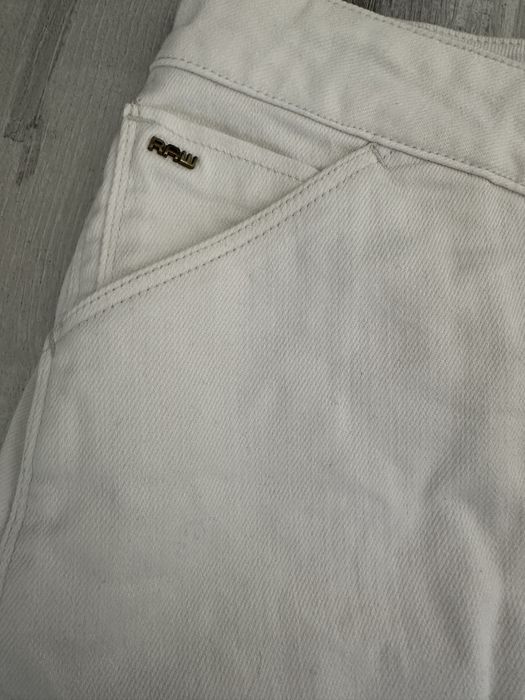 Пола g star номер 26 и бяла номер 28