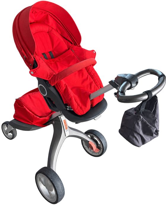 Vând cărucior Stokke