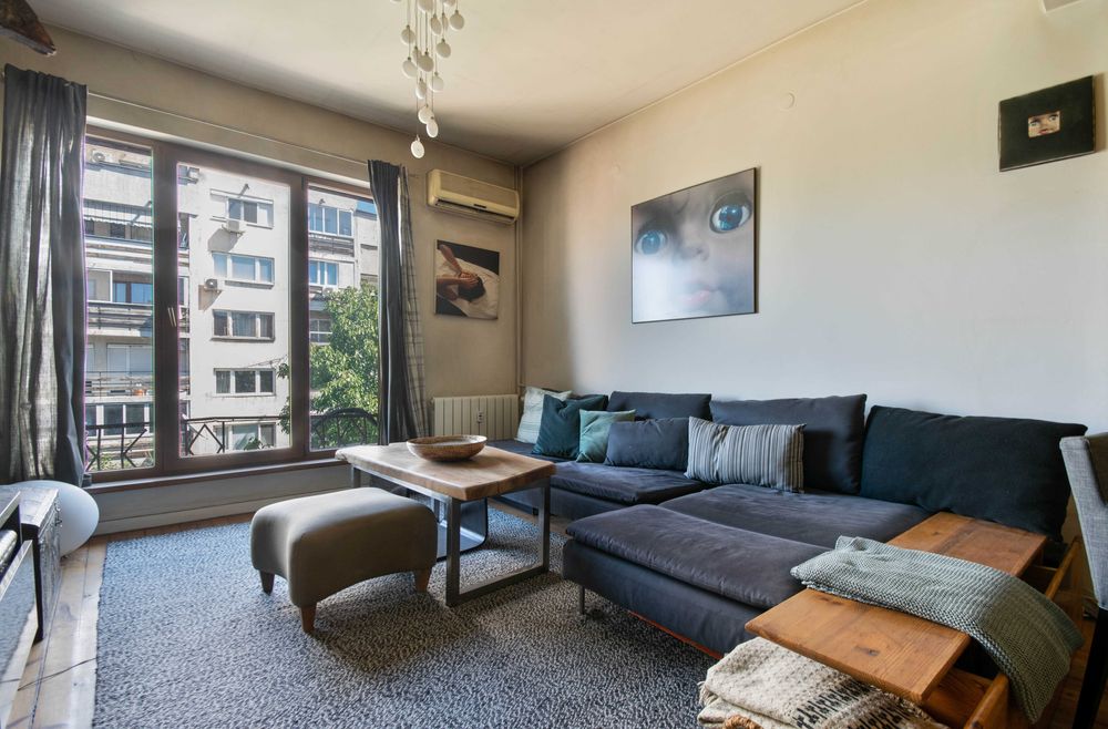 Продава се Двустаен апартамент в София, Оборище - 48 кв.м за 5209 €/кв.м - Снимка #1