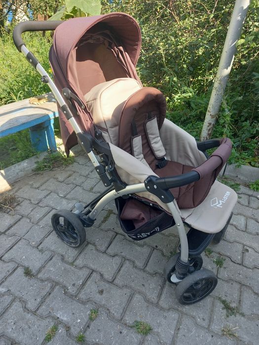 Коляска прогулочная