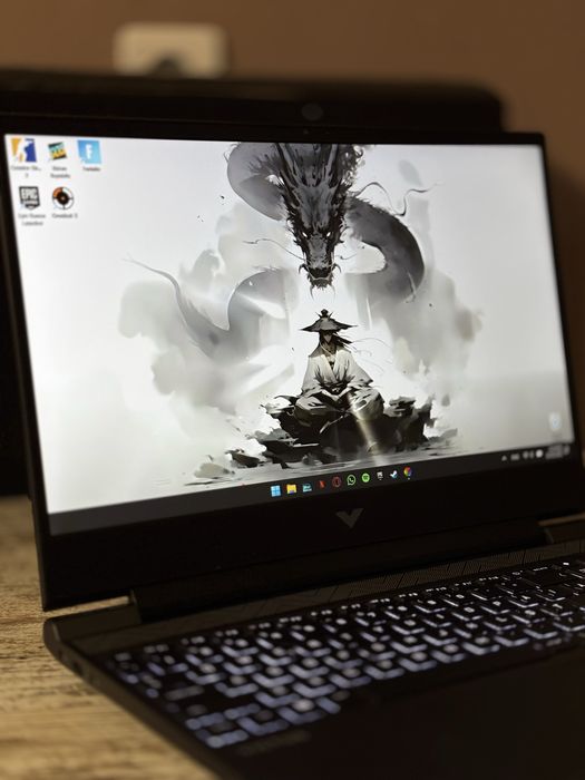 HP Victus 15 Gaming | Ryzen 5 | RTX 3050ti | 16 GB RAM | 512GB