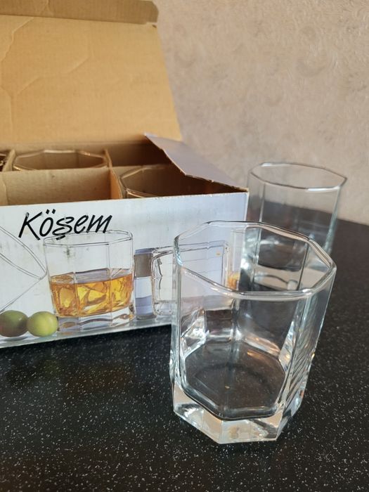 Стаканы  сервантного содержания