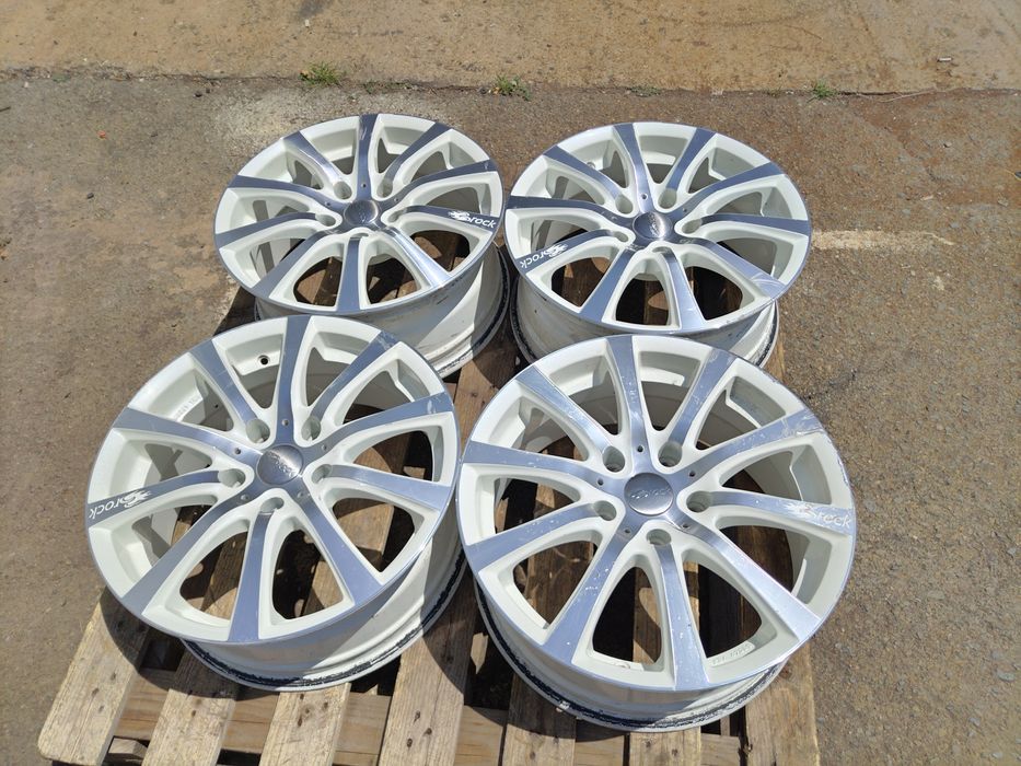 17 цола 5 х 120 мм БМВ - 7,5 инча / ЕТ 35