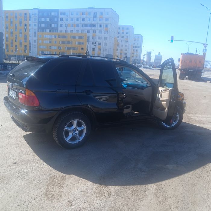 Продам  BMW X5  E53