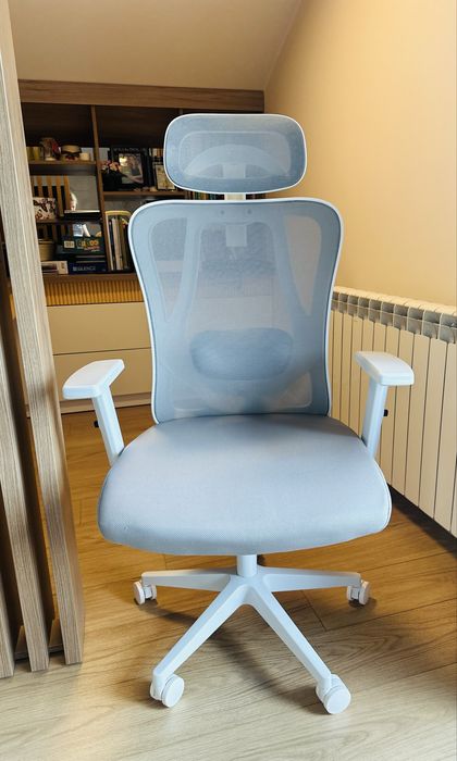 Scaun de birou alb ergonomic