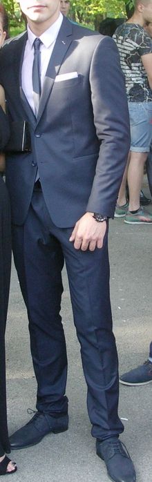 Оригинален мъжки костюм Pierre Cardin