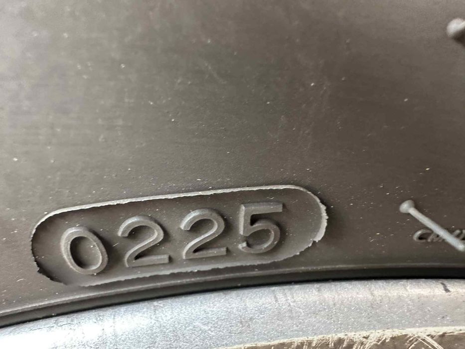 Летни Гуми Hankook Ventus Evo Suv 235/50/19 6мм DOT0225