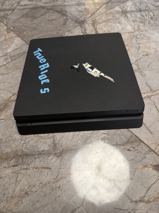 Playstation 4, HDMI