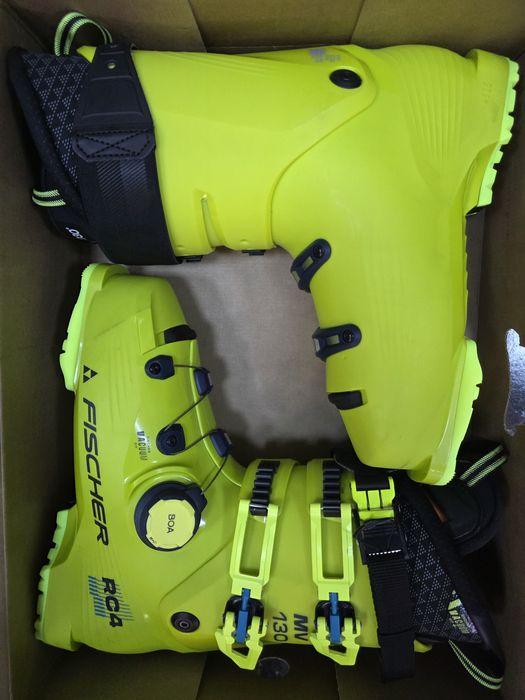 Clăpari FISCHER RC4 VACUM FIT 2026 Mega Ofertă 29.5