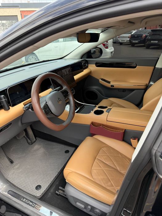 LEAPMOTOR C01 gibrit