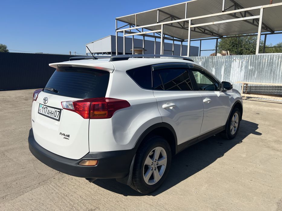 Продам RAV 4 2014