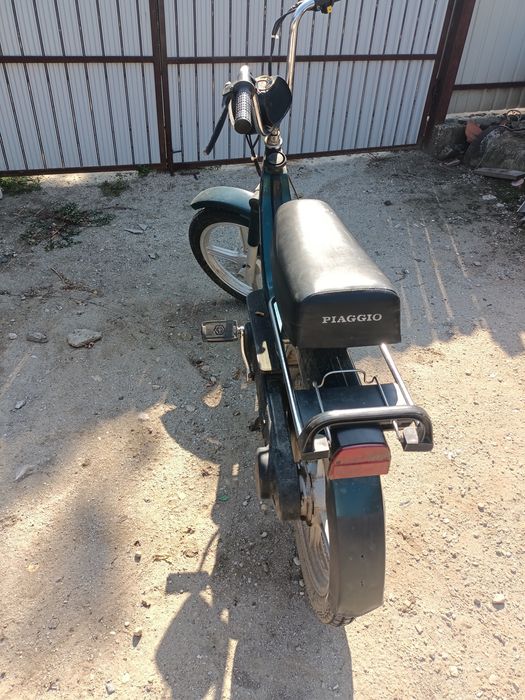 Vând Piaggio si 2 electronic