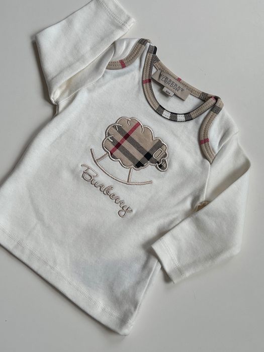 Burberry мека памучна блуза 6месеца