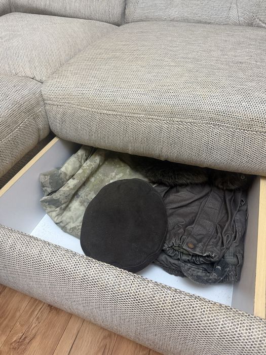 Диван для гостинной угловой