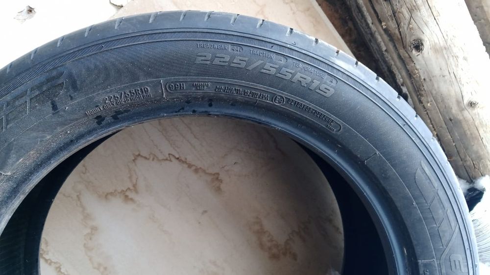 Летние новые шины, в меру отбалансированы, отличного качества