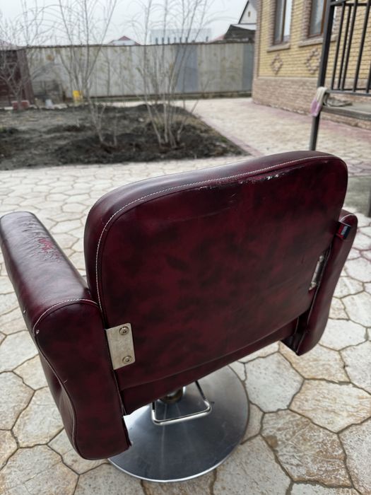 Парикмахерское кресло / барбер кресло
