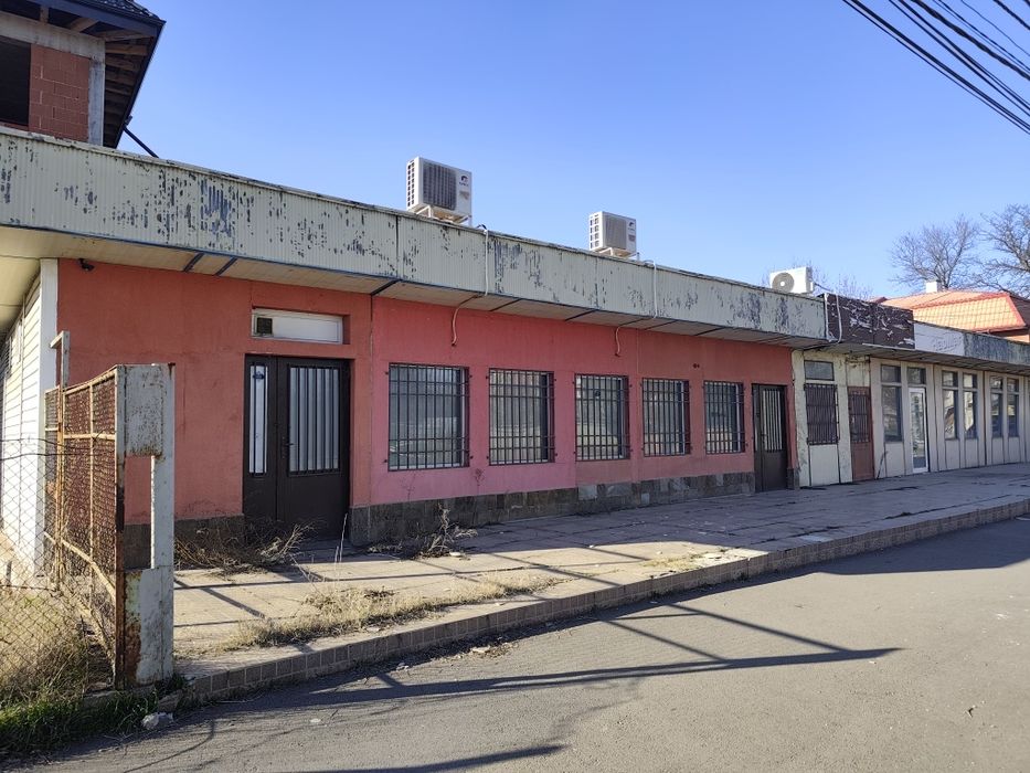 Дава се под наем Магазин в Костинброд - 120 кв.м за 548.25 € - Снимка #1