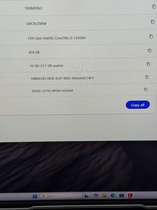 Lenovo Yoga Pro 7 i5-13500H  , i5 gen 13th , 16GB DDR5 , display spart.