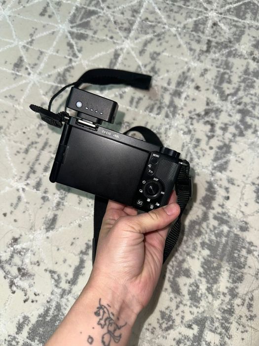 камера Sony ZV-E10