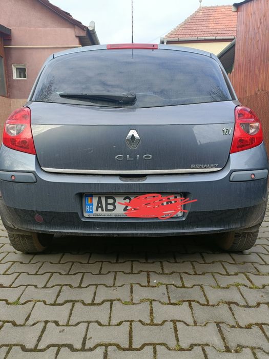 Vând Renault Clio 3