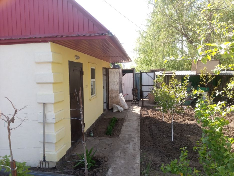 Продам 2-х  коттедж