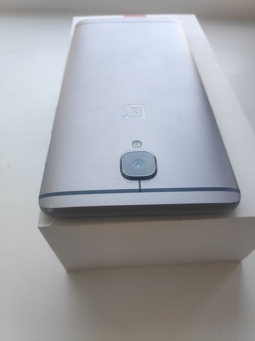 Смартфон OnePlus3t 6/64
