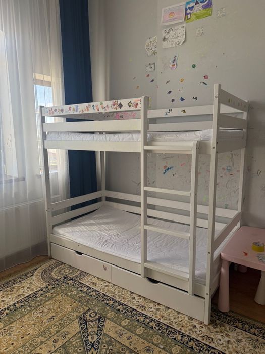 Кровать двухярустая детская, самовывоз