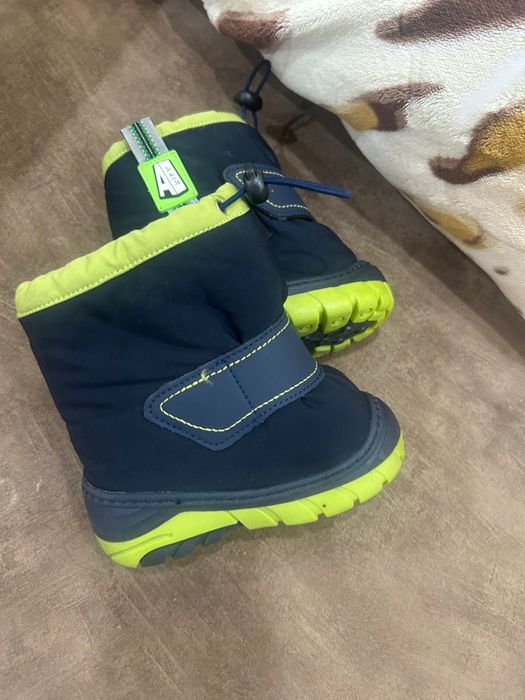 Продам зимние дутыши