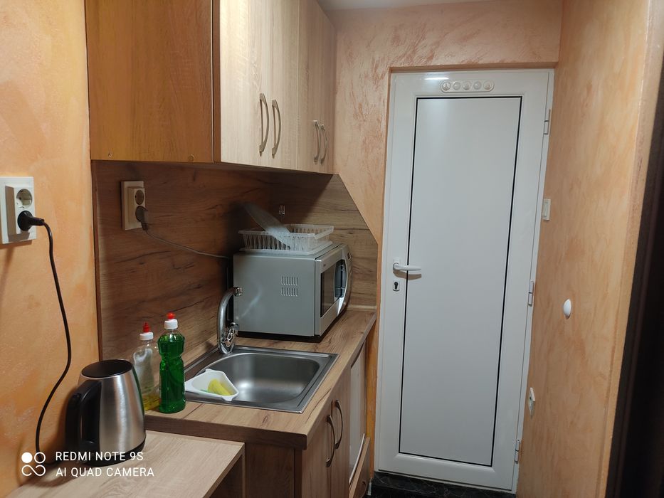 Студио за нощувки в гр. Бургас в жк. Възраждане