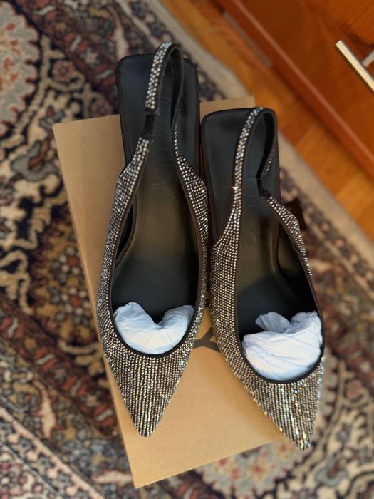 Блестящи официални обувки ONLY 41 номер