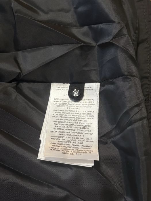 Geaca burberry nasture dezlipit