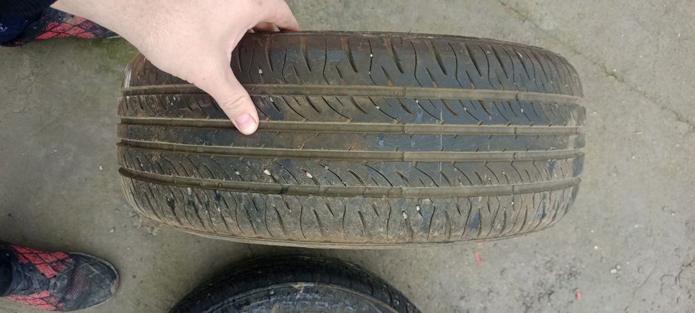 Шины 195/60/R15 годы выпуск 2016года