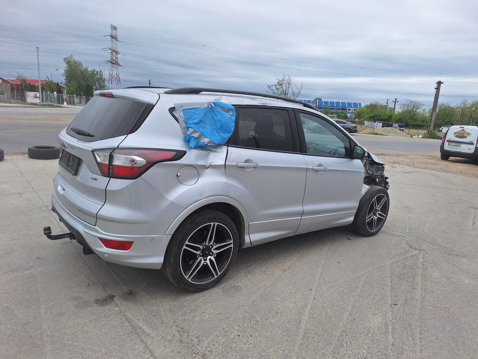 Dezmembrez Ford Kuga 2 Facelift ST 2.0 TDCI T8MC 180 cai 4X4 Automat