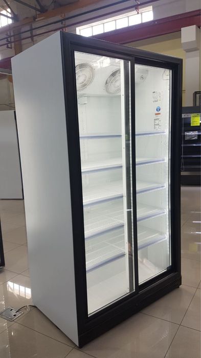 Продается холодилники AZN