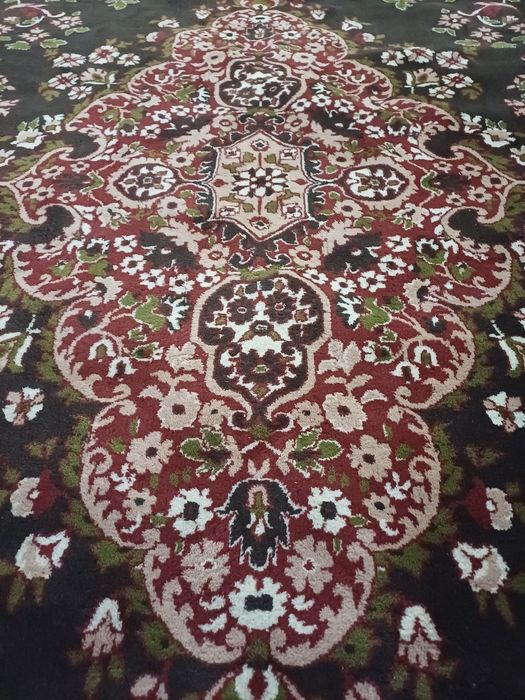 Тип персийски вълнен килим, 3м х 4м, Сливен