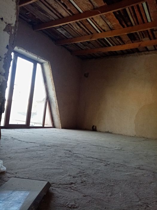 Продается дом на 5 сотке земли