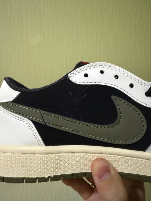 Nike Air Jordan 1 Low TS