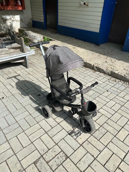 Продаю трехколесный велосипед