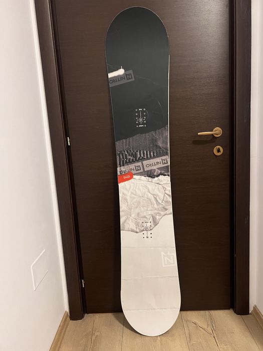 Snowboard Nitro Prime Raw 165 wide cu legaturi Nitro Rambler L