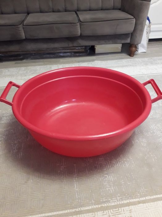 Продам тазик в отличном состоянии. 50л.