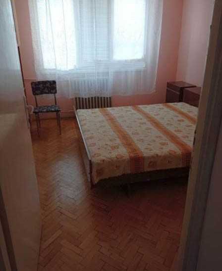 Тристаен апартамент под наем в кв. Света Троица