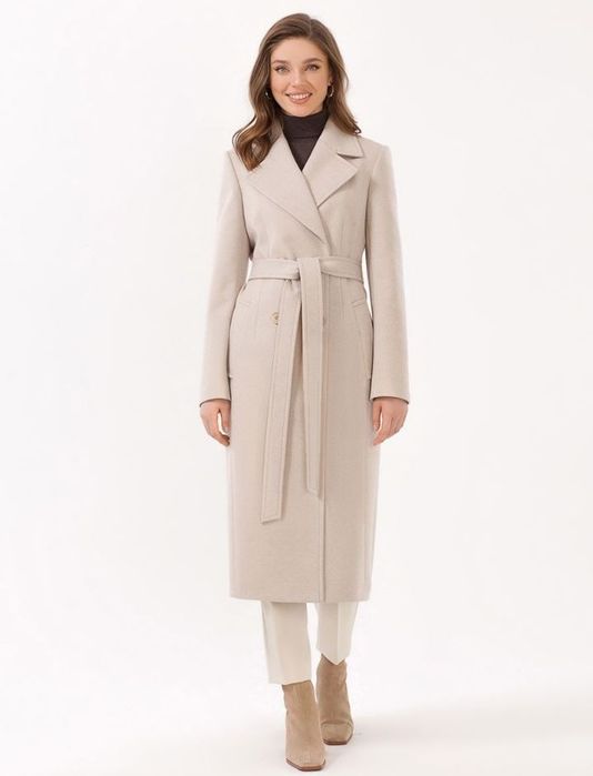 Продам пальто новое 42-44 размер