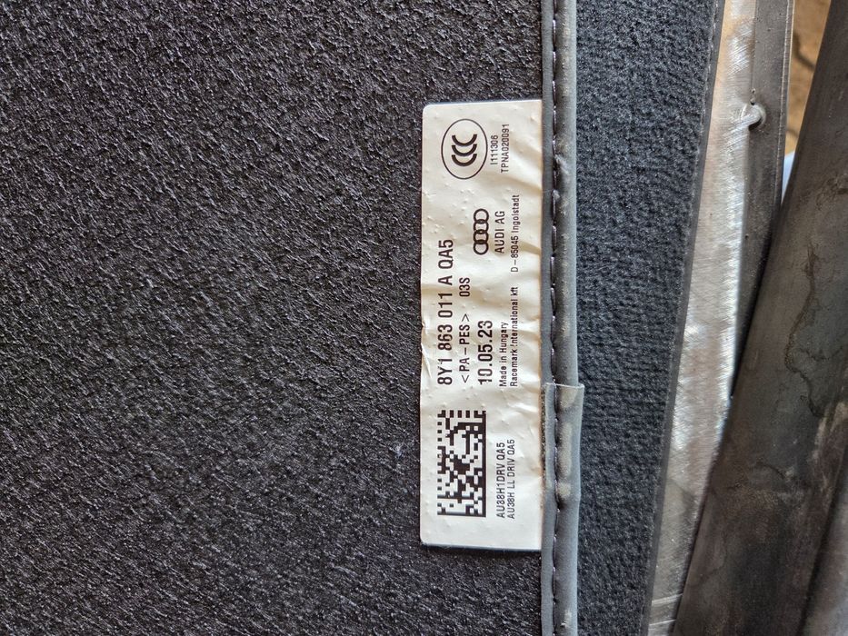 Covorase mocheta audi a3 8y
