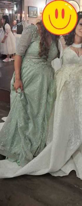 Носена само за повода закупена за 300лв продавам я за 200 размер м л